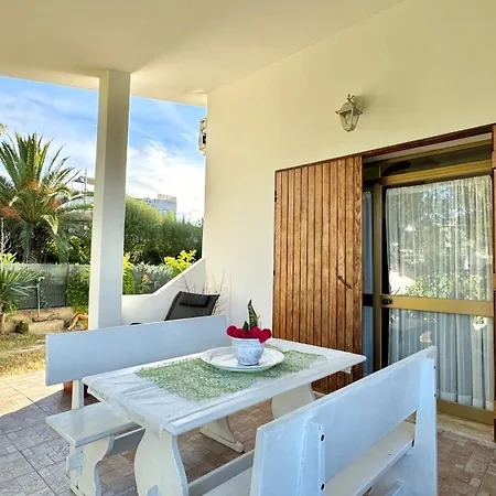 Tina's Tiny House - 10 Meters From The * أولبيا