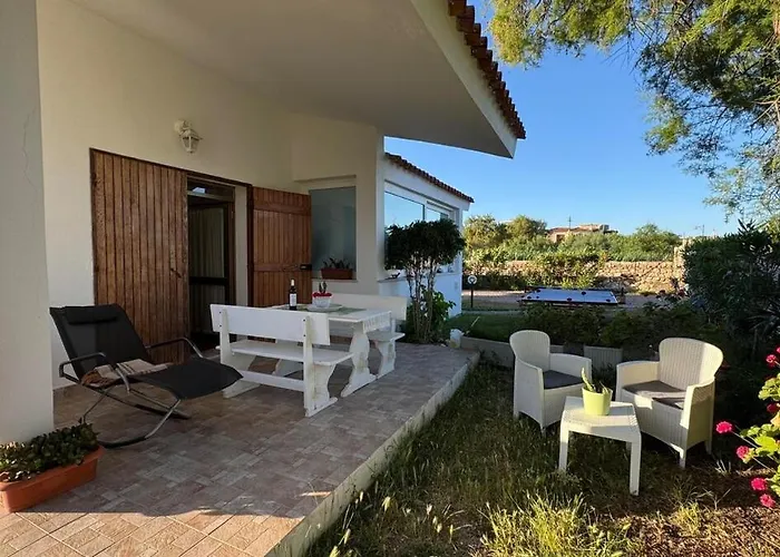 Tina's Tiny House - 10 Meters From The بيت للعطل