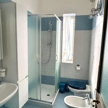 Tina's Tiny House - 10 Meters From The * Olbia